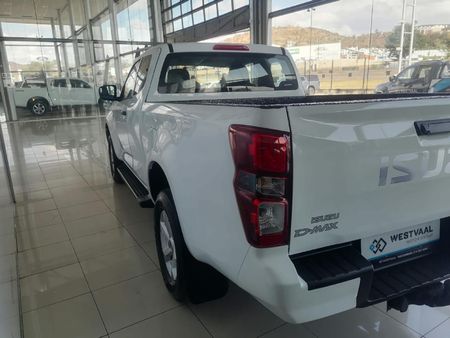 2026-Isuzu-D-Max-19-DDI-HR-L-Auto-E-Cab_5