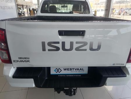 2026-Isuzu-D-Max-19-DDI-HR-L-Auto-E-Cab_7