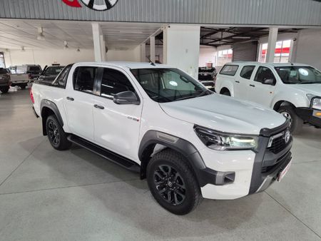 2021-Toyota-Hilux-28-GD-6-Raised-Body-Legend-RS-4x4-Double-Cab_10