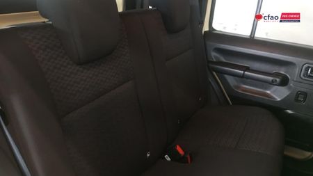 2023-Suzuki-Jimny-15-GLX-AllGrip-5-Door_15