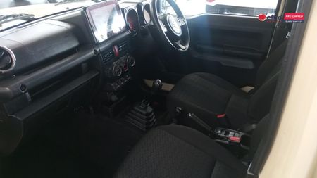 2023-Suzuki-Jimny-15-GLX-AllGrip-5-Door_6