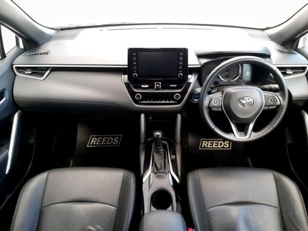 2022-Toyota-Corolla-Cross-18-XS-Hybrid_11