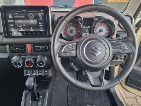 2024-Suzuki-Jimny-15-GLX-AllGrip-5-Door-Auto_11