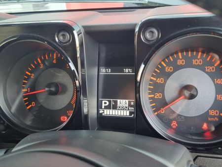 2024-Suzuki-Jimny-15-GLX-AllGrip-5-Door-Auto_13