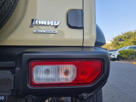 2024-Suzuki-Jimny-15-GLX-AllGrip-5-Door-Auto_25