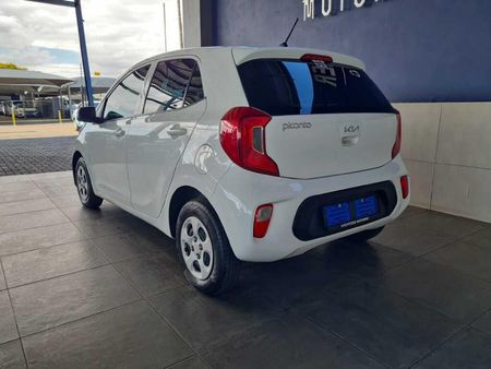 2022-Kia-Picanto-10-Runner-Panel-Van_2