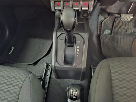 2024-Suzuki-Jimny-15-GLX-AllGrip-5-Door-Auto_13