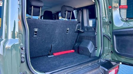 2024-Suzuki-Jimny-15-GLX-AllGrip-5-Door-Auto_10