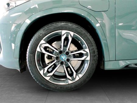 2023-BMW-X1-xDrive30e-M-Sport_9