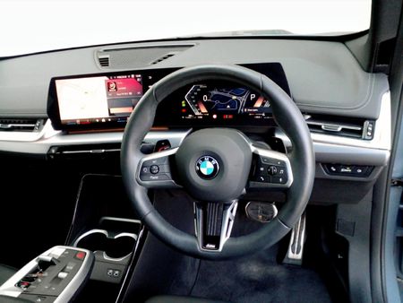 2023-BMW-X1-xDrive30e-M-Sport_15