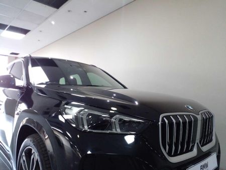 2023-BMW-X1-xDrive30e-M-Sport_4