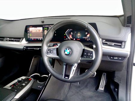 2023-BMW-X1-xDrive30e-M-Sport_9