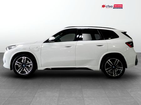2023-BMW-X1-xDrive30e-M-Sport_6