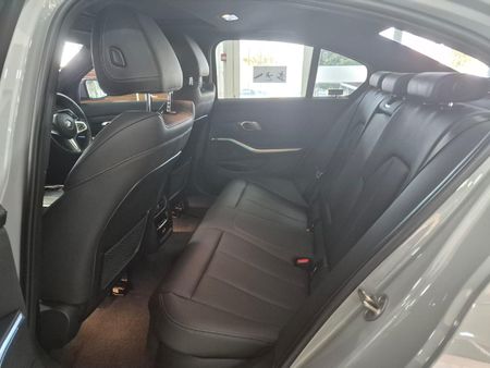 2024-BMW-3-Series-320i-M-Sport-Auto_18