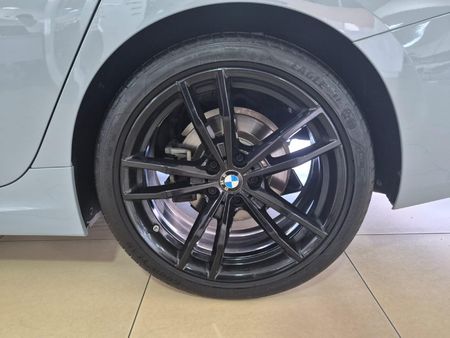 2024-BMW-3-Series-320i-M-Sport-Auto_28