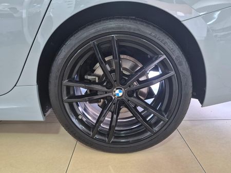 2024-BMW-3-Series-320i-M-Sport-Auto_8