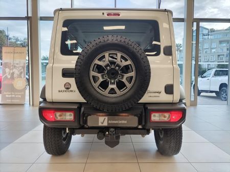 2023-Suzuki-Jimny-15-GLX-Auto_4