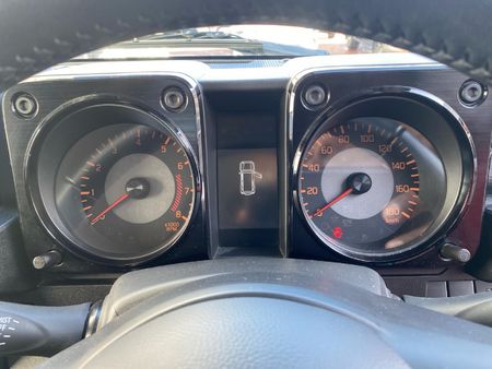 2024-Suzuki-Jimny-15-GLX-AllGrip-5-Door-Auto_10