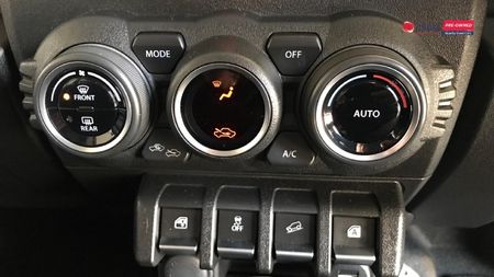 2023-Suzuki-Jimny-15-GLX-Auto_16