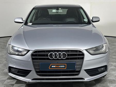 2015-Audi-A4-18-T-SE_14