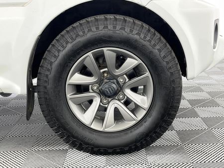 2017-Suzuki-Jimny-13_4