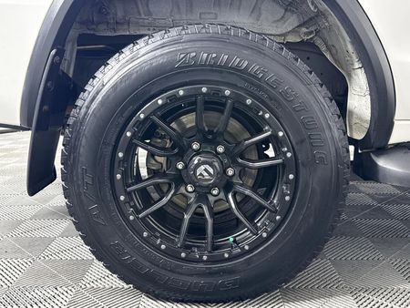 2021-Toyota-Fortuner-24-GD-6-Raised-Body-Auto_7