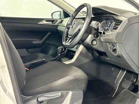 2019-Volkswagen-Polo-10-TSI-Comfortline-Auto_9