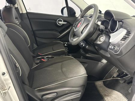 2018-Fiat-500X-16-Pop_9