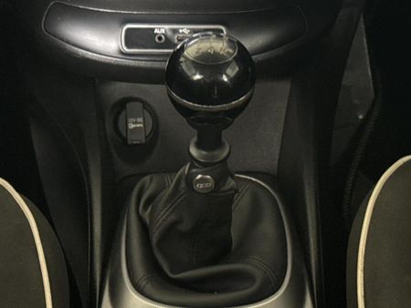 2018-Fiat-500X-16-Pop_10