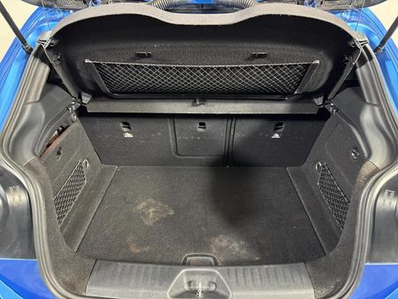 2013-Mercedes-Benz-A-Class-A-180-CDI-BE-Auto_13