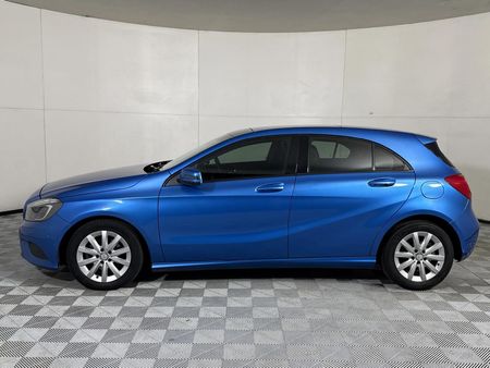 2013-Mercedes-Benz-A-Class-A-180-CDI-BE-Auto_18