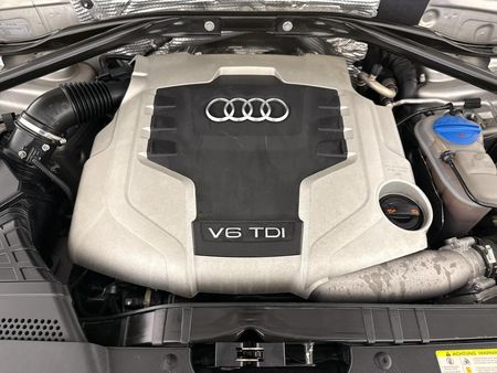 2013-Audi-Q5-30-TDI-quattro-Auto_13