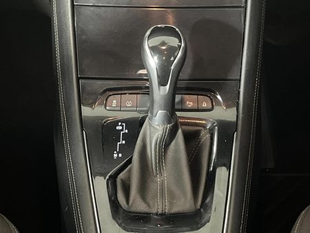2018-Opel-Grandland-X-16T-Auto_10