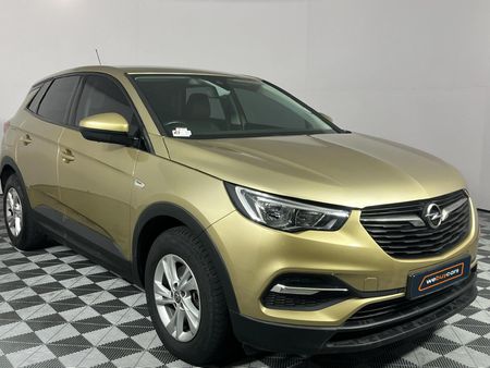 2018-Opel-Grandland-X-16T-Auto_16