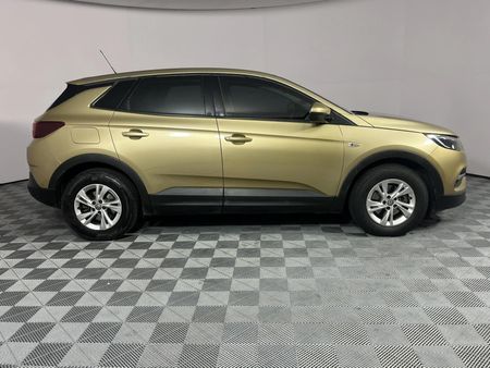 2018-Opel-Grandland-X-16T-Auto_17
