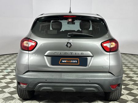 2017-Renault-Captur-900T-Expression-66kW_17