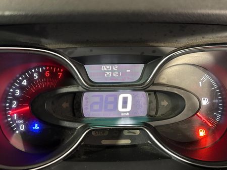 2017-Renault-Captur-900T-Expression-66kW_2