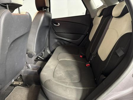 2017-Renault-Captur-900T-Expression-66kW_3