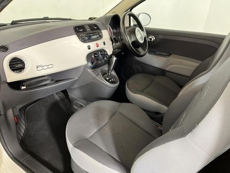 2016-Fiat-500-12_7
