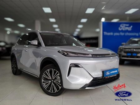 2026-Geely-E5-EM-i-Apex-Phev_0