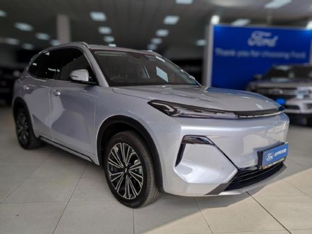 2026-Geely-E5-EM-i-Apex-Phev_1