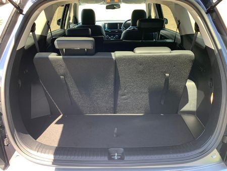 2026-Hyundai-Alcazar-15D-Executive-Auto_18