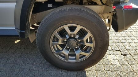 2024-Suzuki-Jimny-15-GLX-AllGrip-5-Door-Auto_5