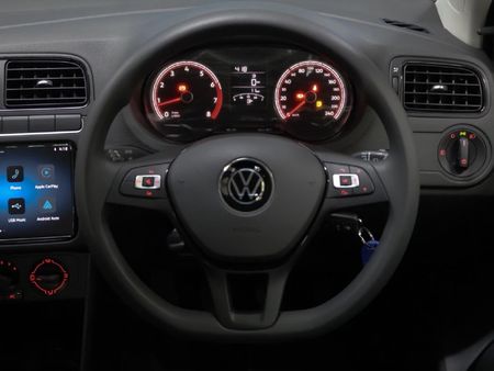 2026-Volkswagen-Polo-Vivo-14_14