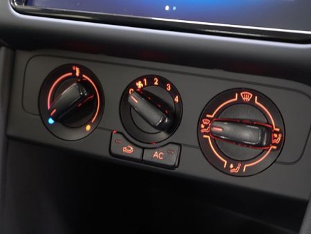 2026-Volkswagen-Polo-Vivo-14_23