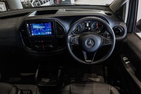 2024-Mercedes-Benz-Vito-116-20-CDI-Tourer-Pro-Auto_14