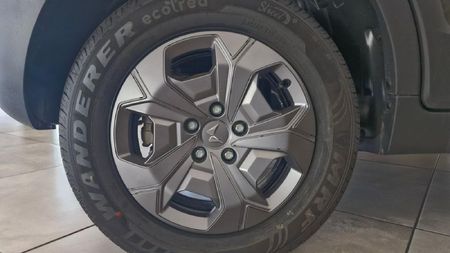 2026-Mahindra-XUV-3XO-12T-MX2-Auto_7