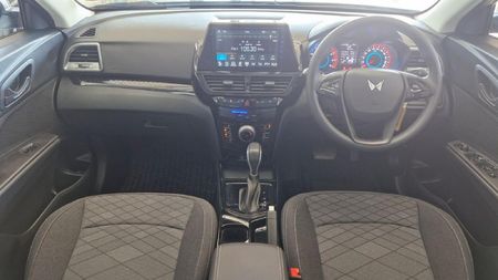 2026-Mahindra-XUV-3XO-12T-MX2-Auto_8