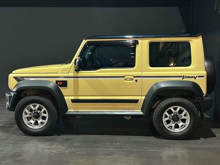 2024-Suzuki-Jimny-15-GLX-Auto_4