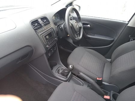 2023-Volkswagen-Polo-Vivo-14-Trendline-5-dr_6